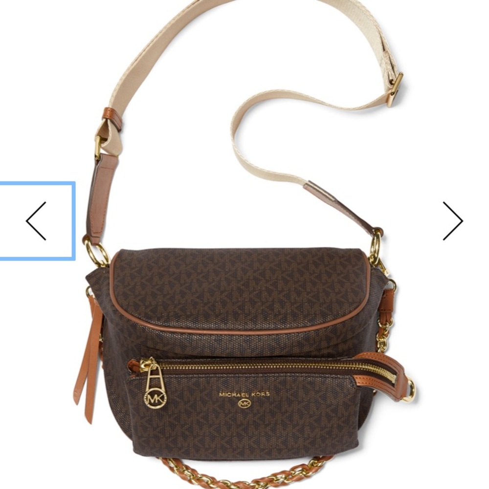 Michael Kors Slater signature sling pack